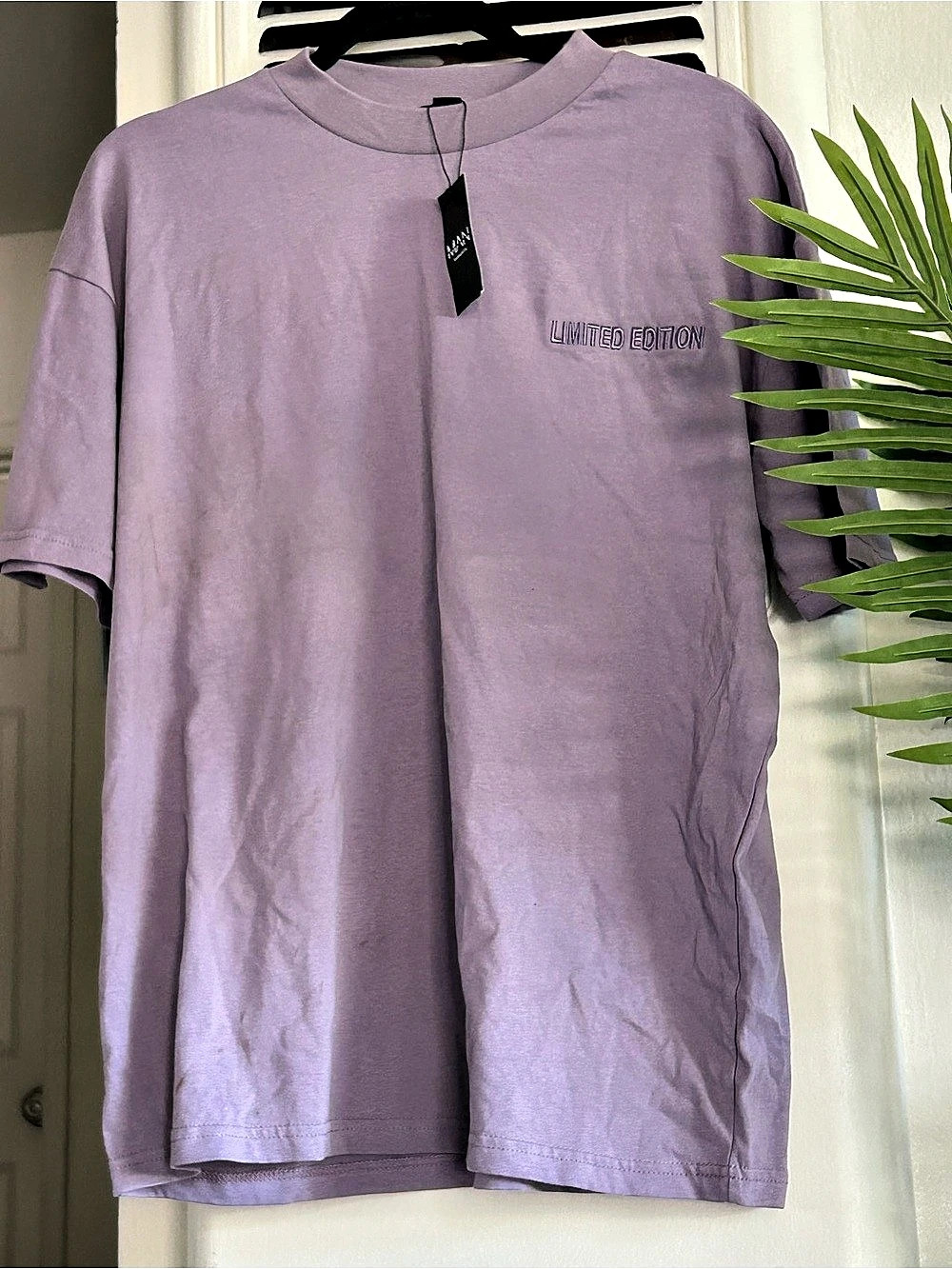 Fashion Men Oversized heavyweight Extended Neck T-shirt Purple XS NWT